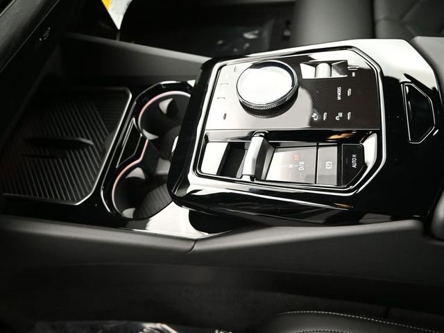 New 2026 BMW i5 eDrive40 AWD/4WD image 13