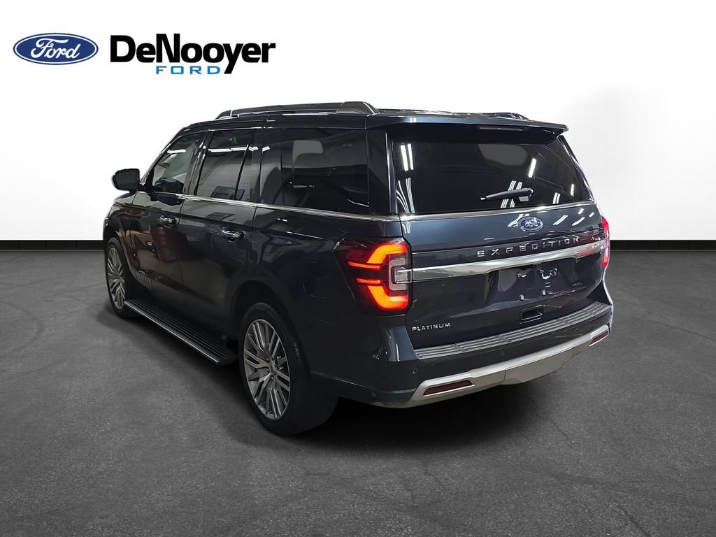 Used 2022 Ford Expedition Platinum AWD/4WD image 9