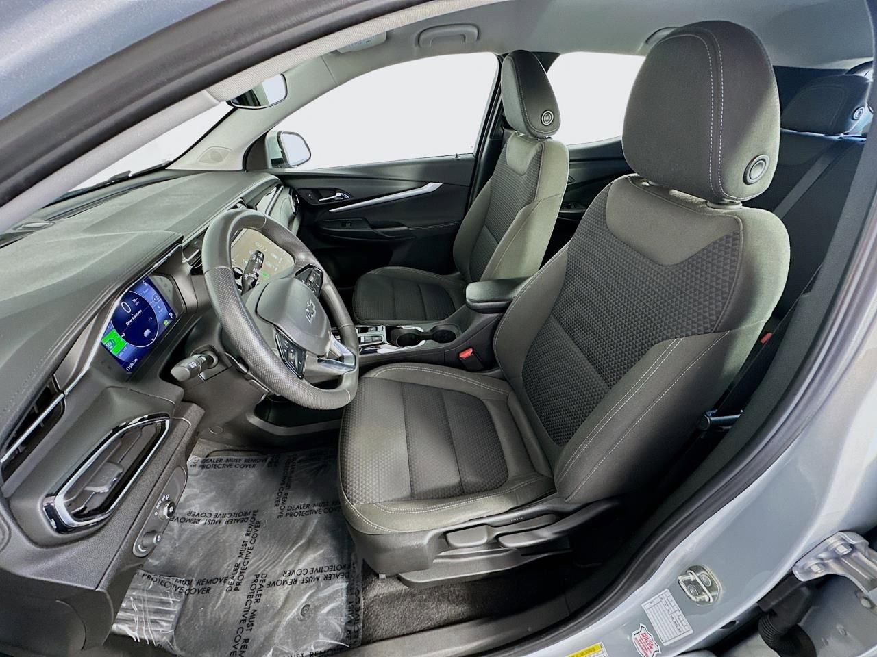 Used 2023 Chevrolet Bolt EUV LT FWD image 30