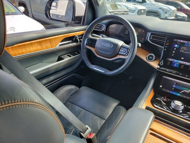 Used 2022 Jeep Grand Wagoneer Series III w/ Flexible Seating Group image 22