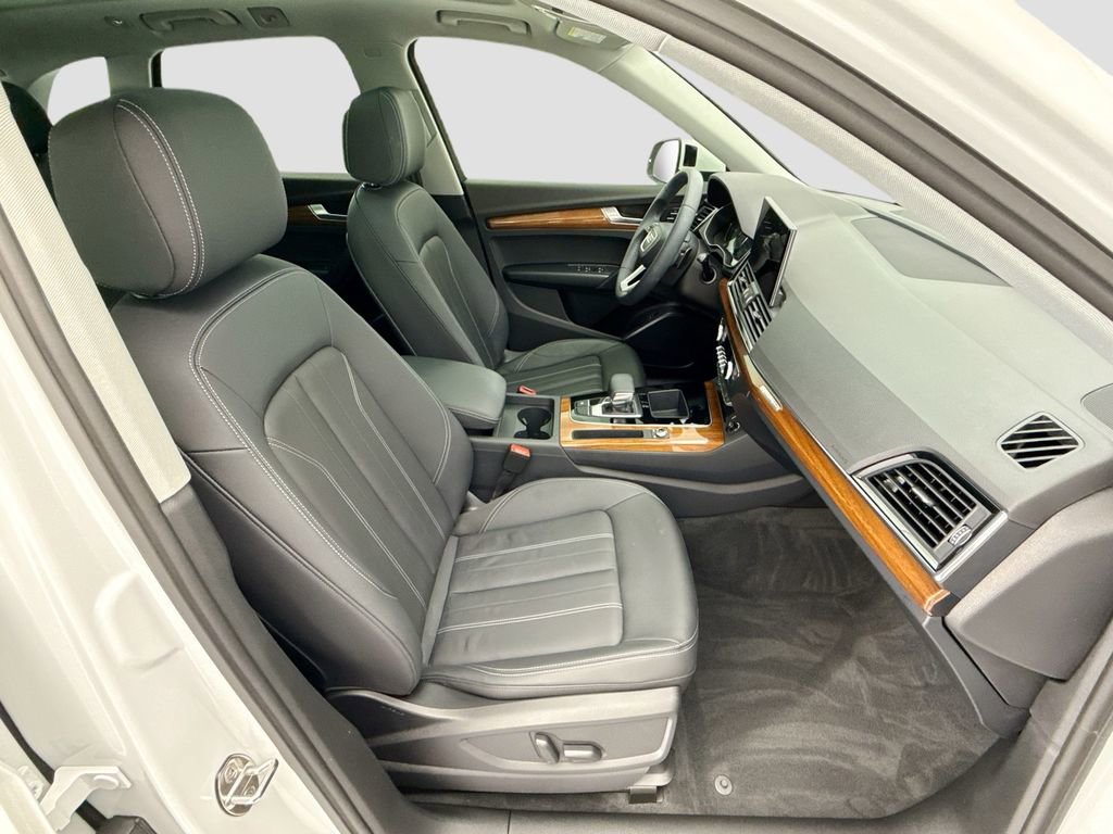 Certified 2023 Audi Q5 2.0T Premium w/ Convenience Package AWD/4WD image 18