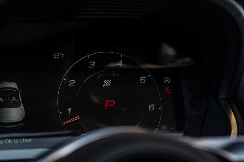 Used 2021 Jaguar F-TYPE Convertible image 23