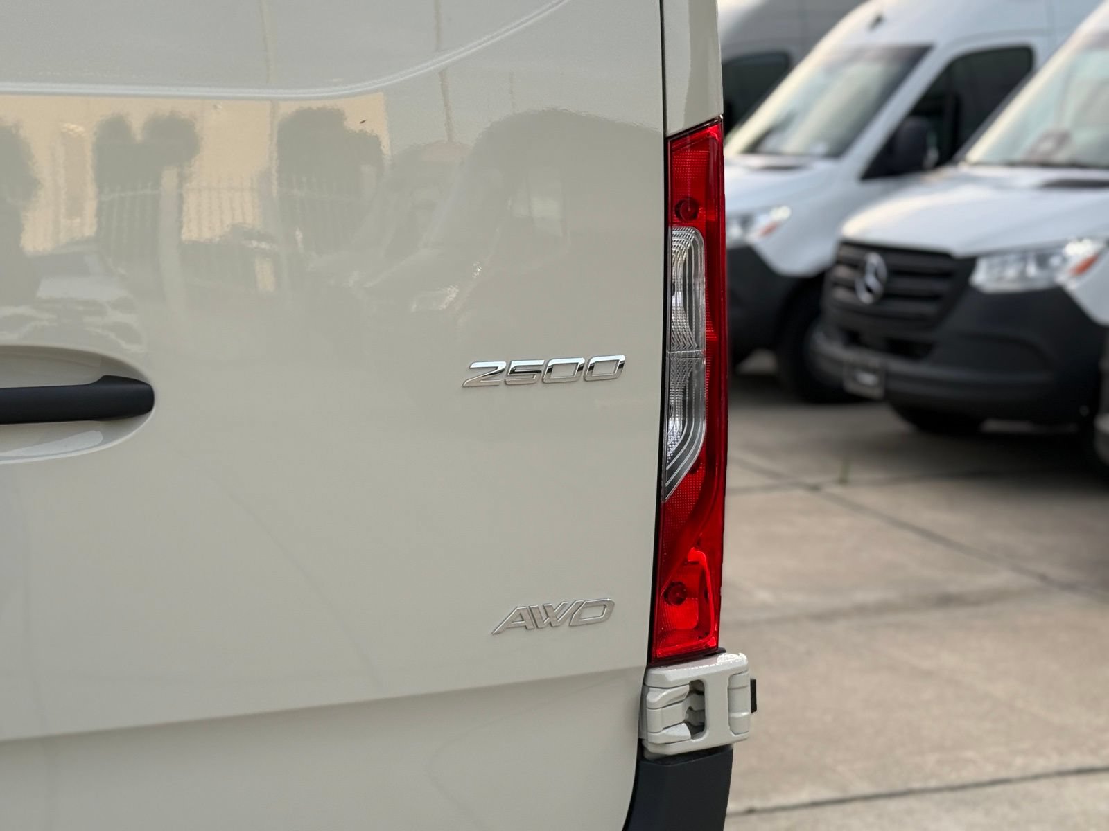 New 2026 Mercedes-Benz Sprinter 2500 image 13
