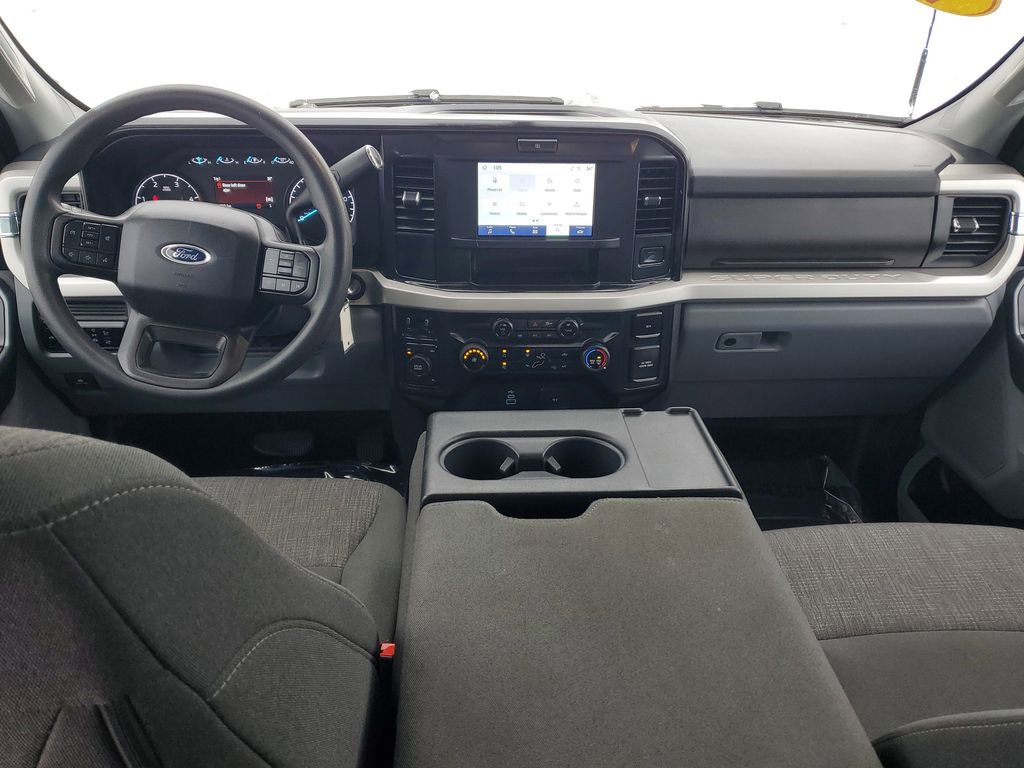 Certified 2025 Ford F250 XLT image 10