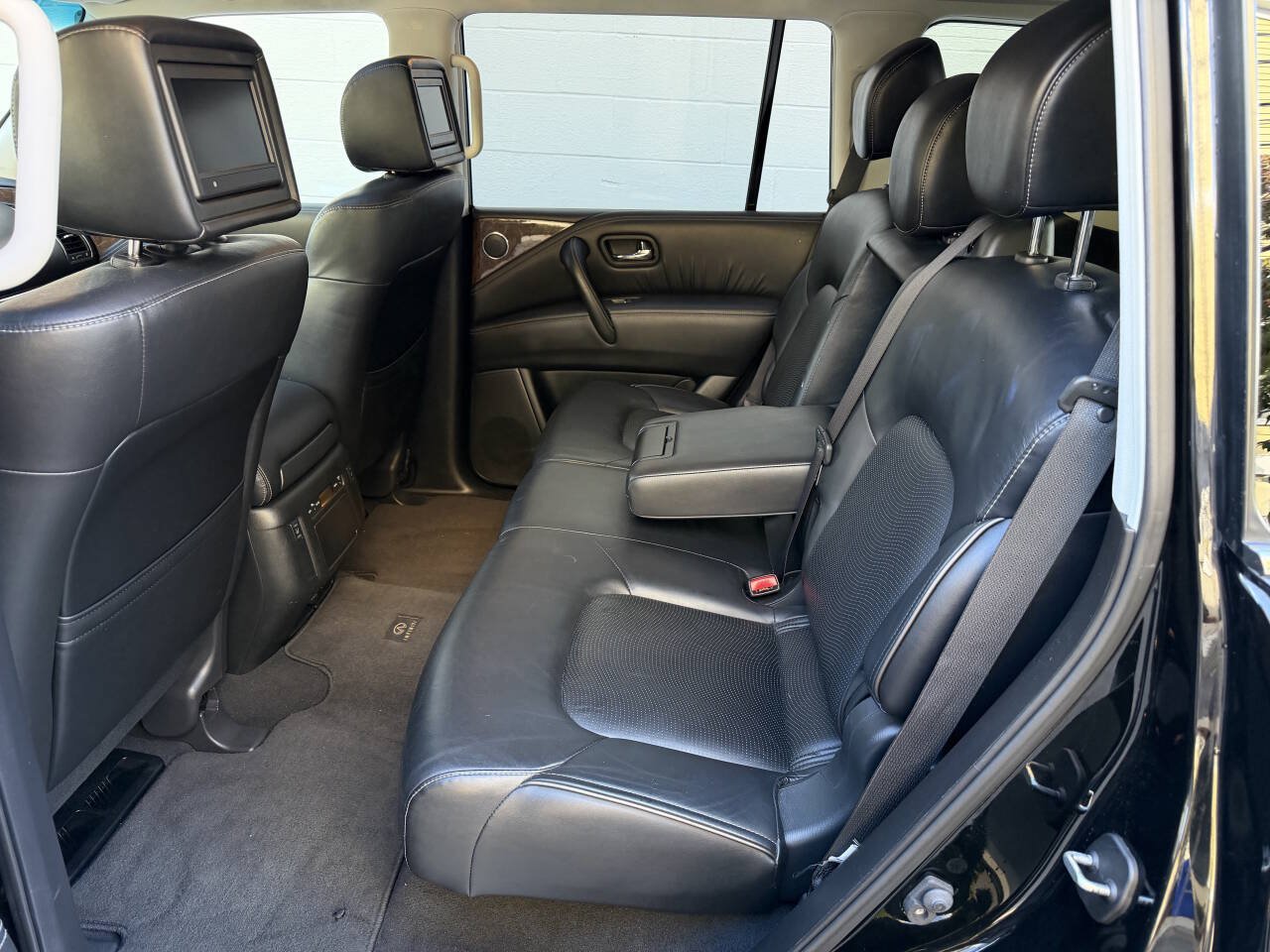 Used 2015 INFINITI QX80 4WD w/ Theater Package image 27