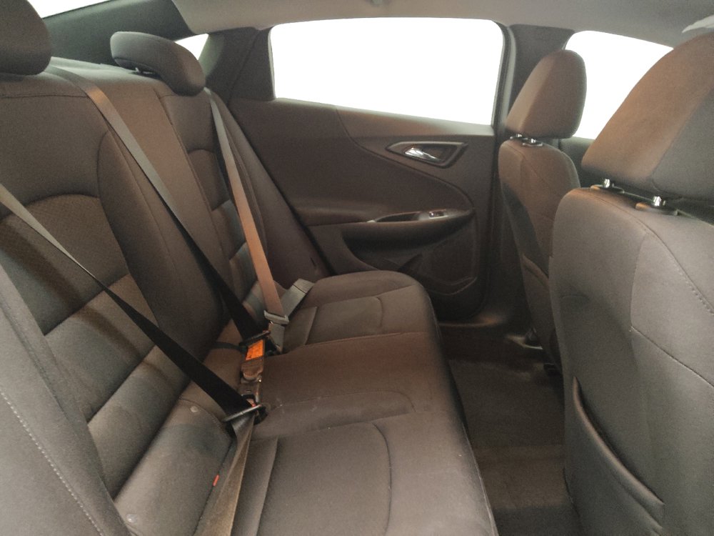 Used 2022 Chevrolet Malibu RS image 19