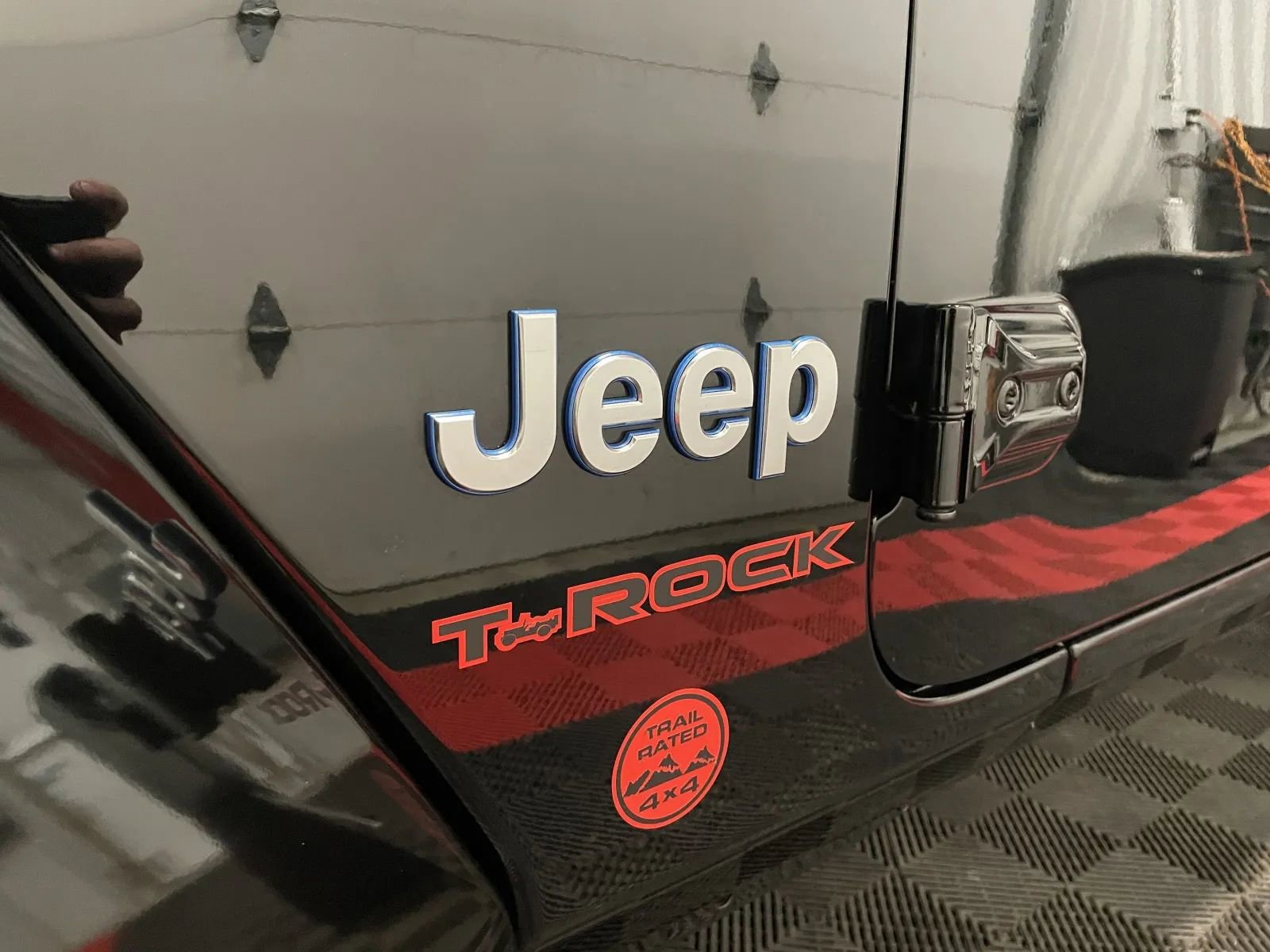 Used 2024 Jeep Wrangler Sahara 4xe image 17