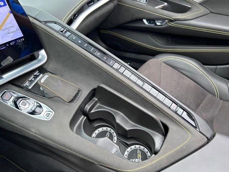 Used 2021 Chevrolet Corvette Stingray Premium Conv w/ Z51 Performance Package image 20