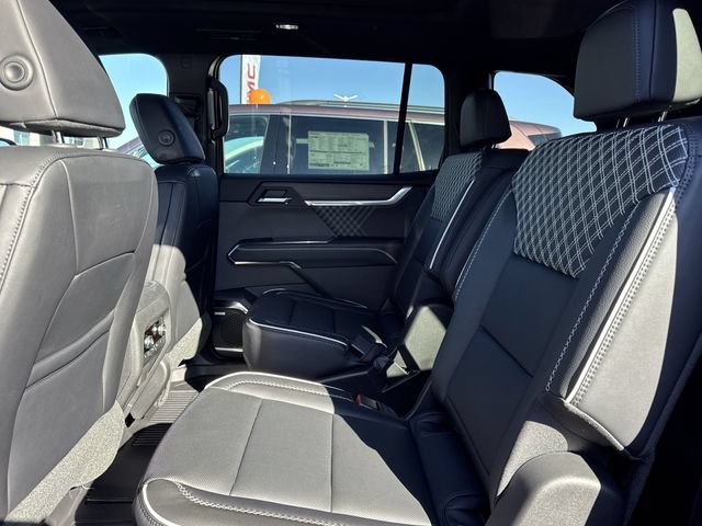 New 2026 GMC Acadia Denali w/ Super Cruise Package FWD image 11