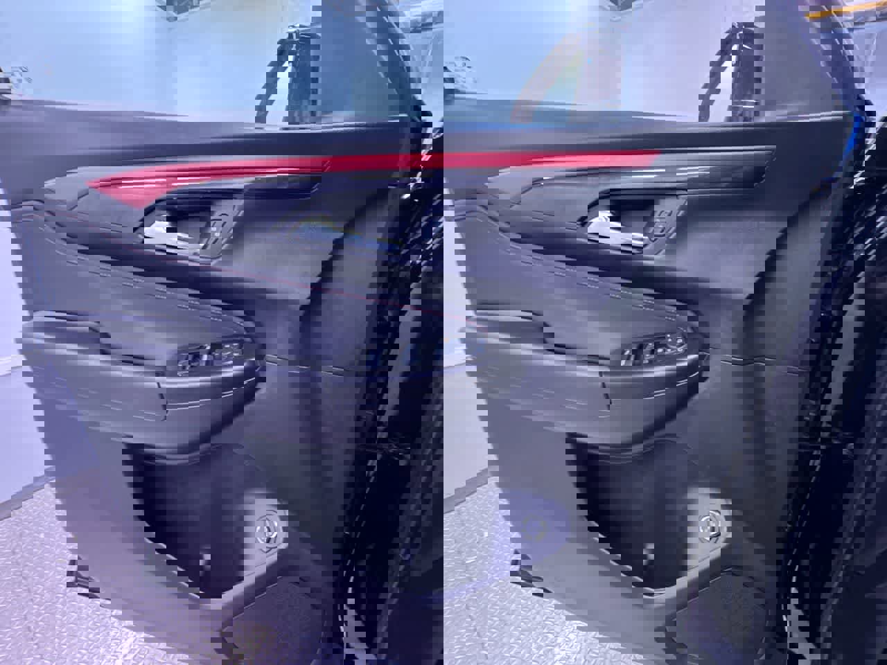 Used 2024 Chevrolet TrailBlazer RS w/ Convenience Package image 30