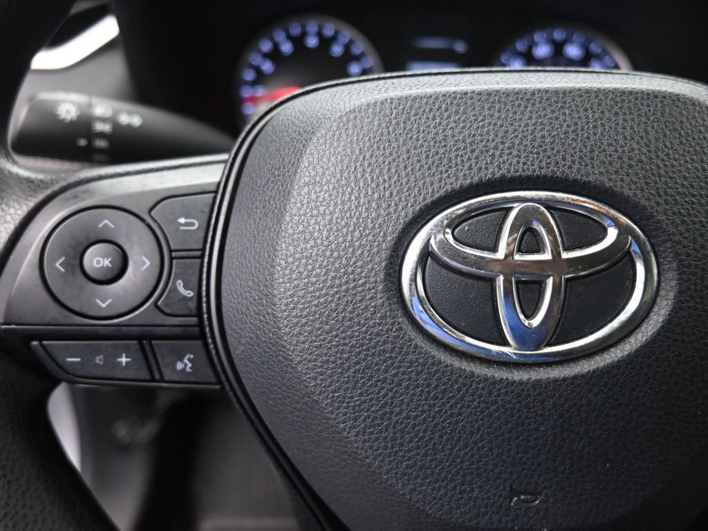 Used 2019 Toyota RAV4 LE w/ All Weather Liner Package image 15