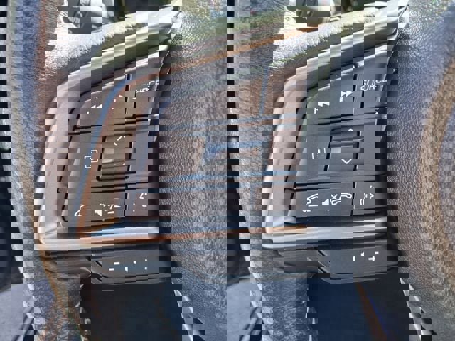 Used 2023 Subaru Outback Limited image 29