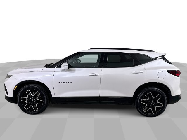 Used 2021 Chevrolet Blazer RS w/ Enhanced Convenience Package FWD image 5