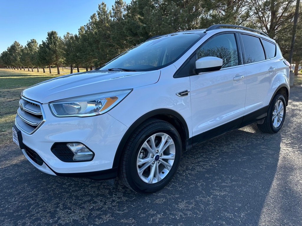 Used 2019 Ford Escape SE image 1