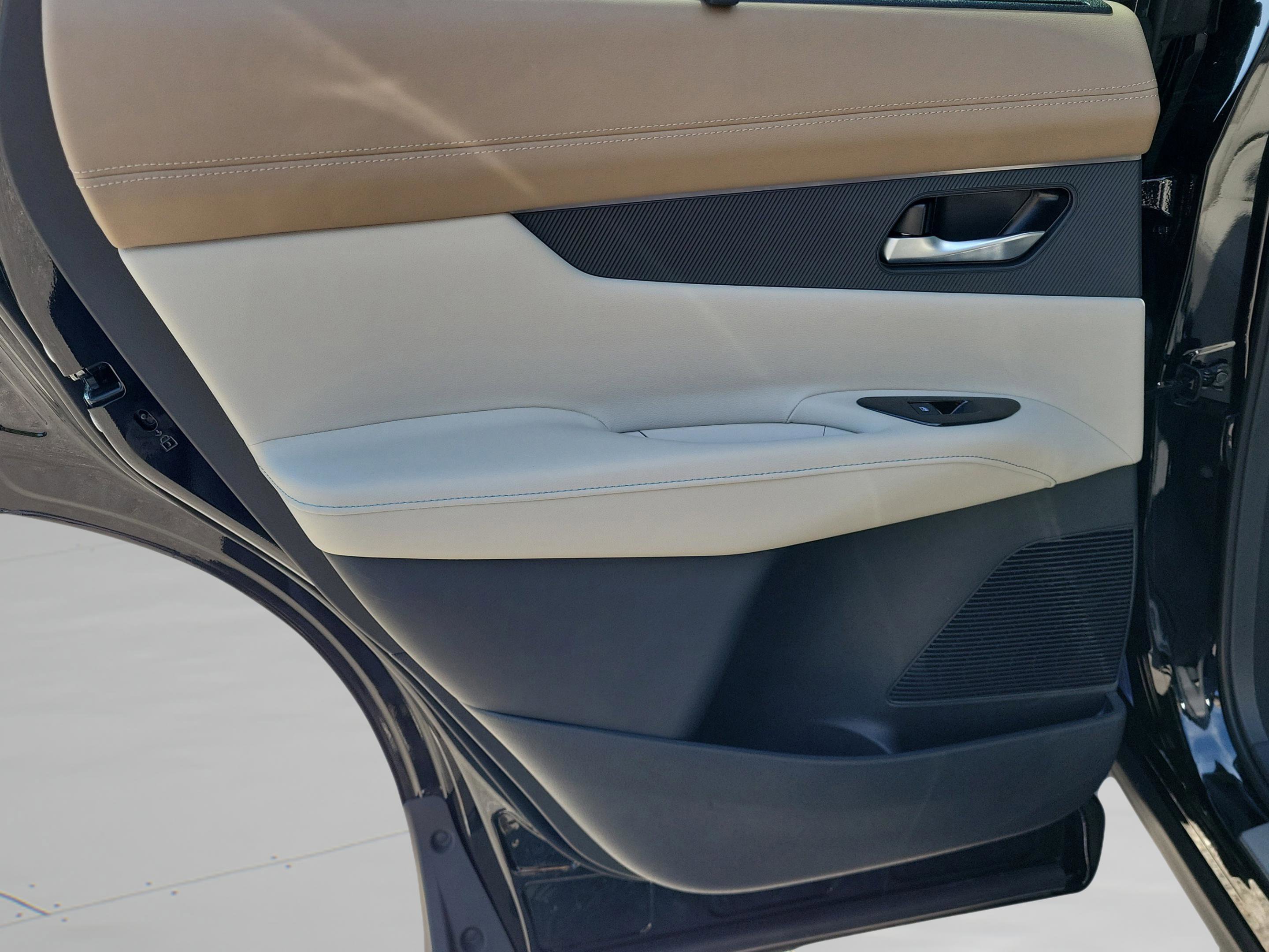 New 2026 Nissan Murano Platinum w/ Cargo Package image 12