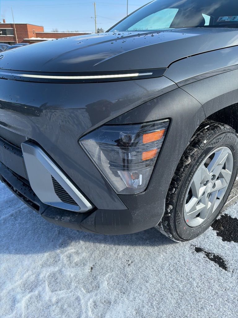 New 2026 Hyundai Kona SE image 9