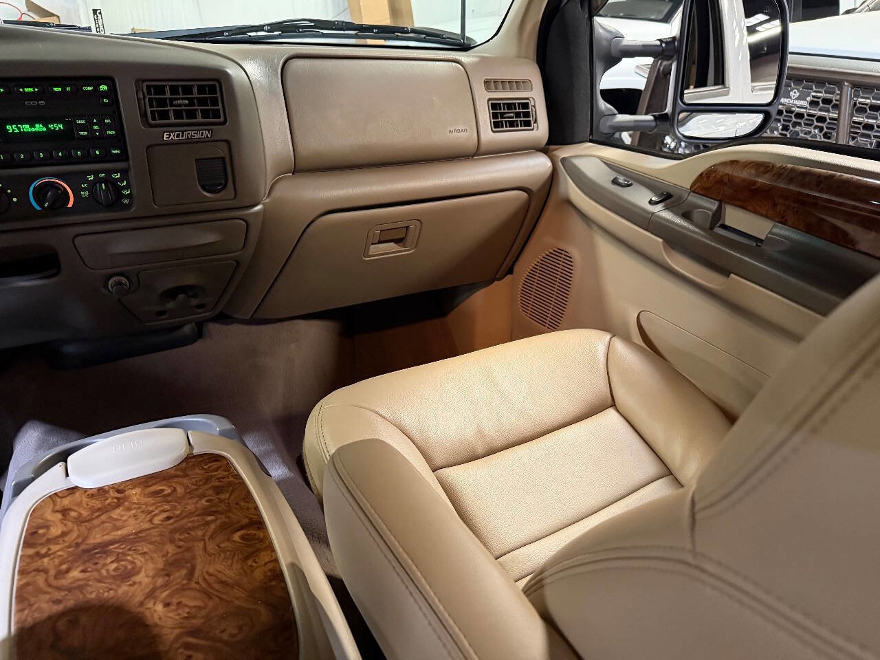 Used 2001 Ford Excursion Limited image 40
