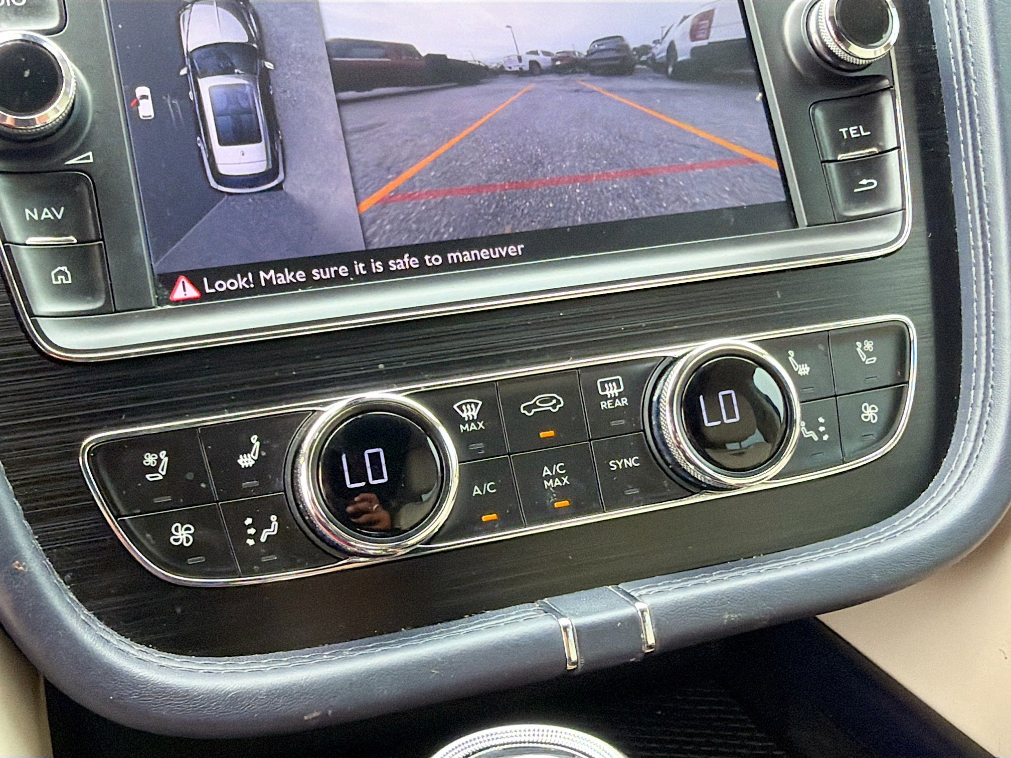 Used 2019 Bentley Bentayga image 33