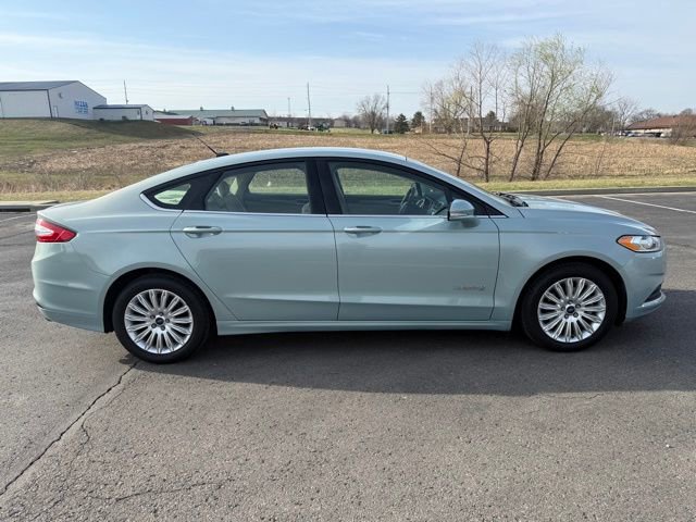 Used 2014 Ford Fusion SE image 5