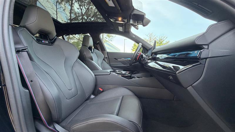Used 2026 BMW M5 w/ Executive Package AWD/4WD image 54