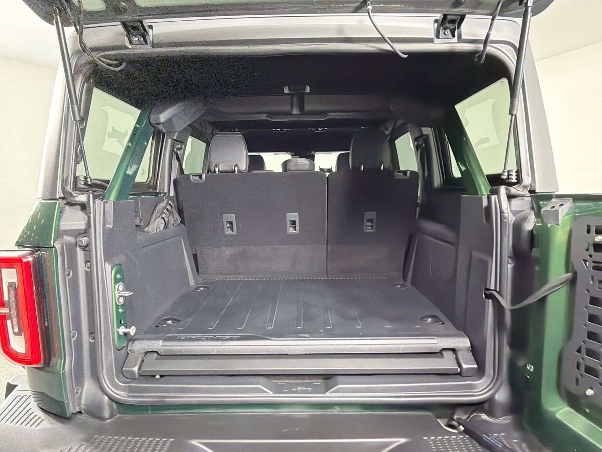 Used 2024 Ford Bronco Everglades image 26