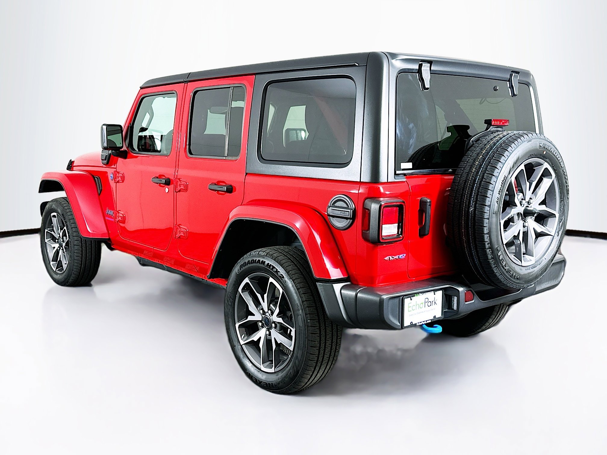 Used 2024 Jeep Wrangler Sport S w/ Technology Group image 5
