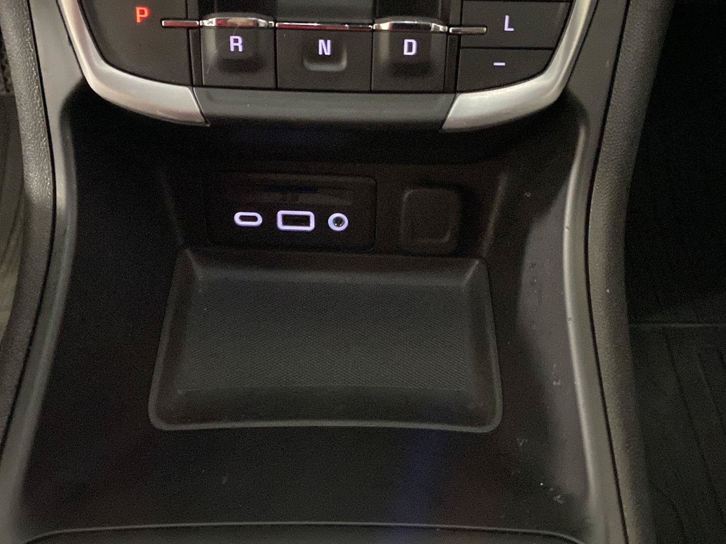 Certified 2023 GMC Terrain SLT w/ LPO, Floor Liner Package FWD image 36