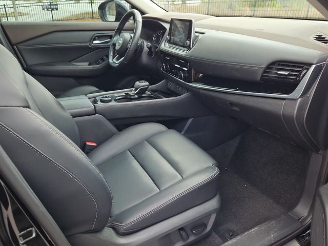 Used 2023 Nissan Rogue SL AWD/4WD image 9