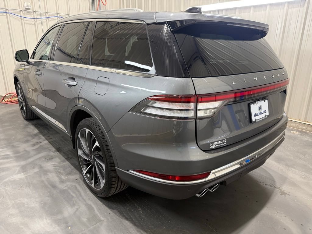Used 2025 Lincoln Aviator Reserve w/ Equipment Group 201A AWD/4WD image 18