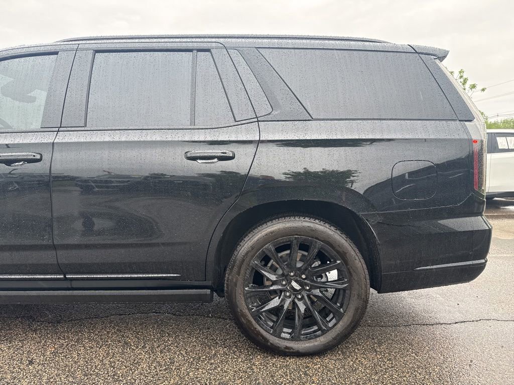 Used 2025 Cadillac Escalade Sport w/ Touring Package AWD/4WD image 8