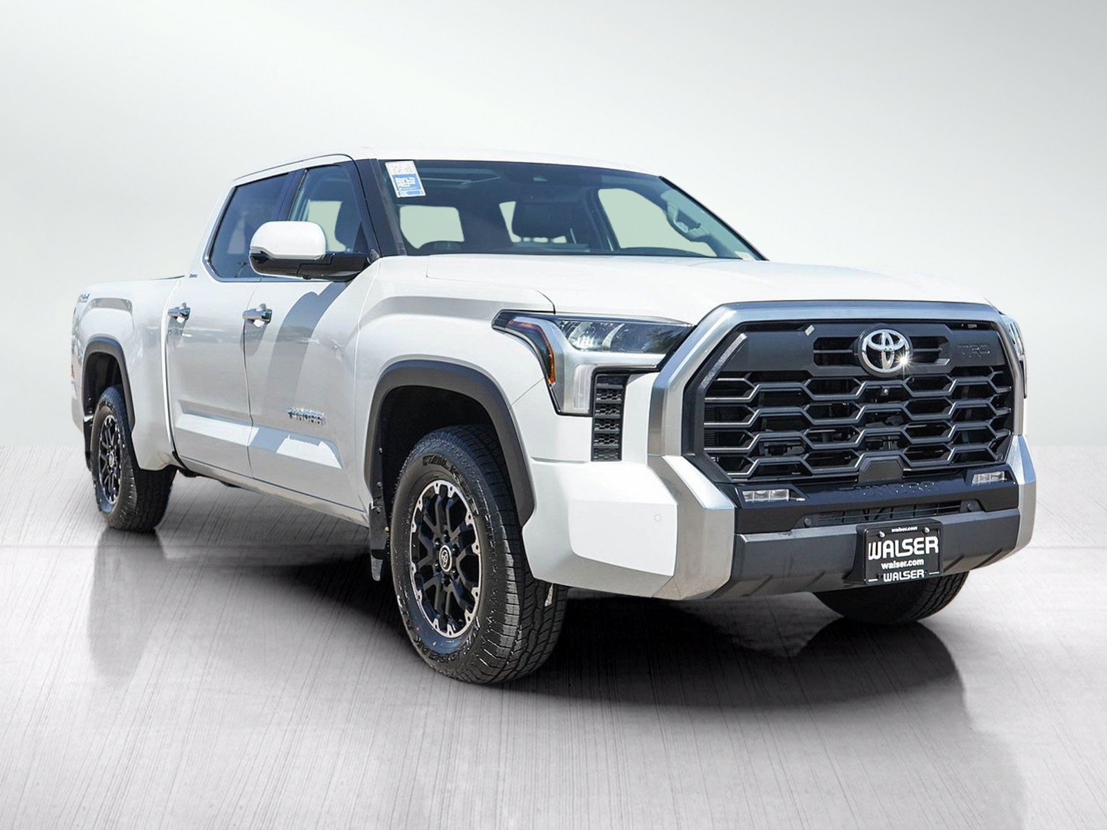 Used 2022 Toyota Tundra Limited AWD/4WD image 7