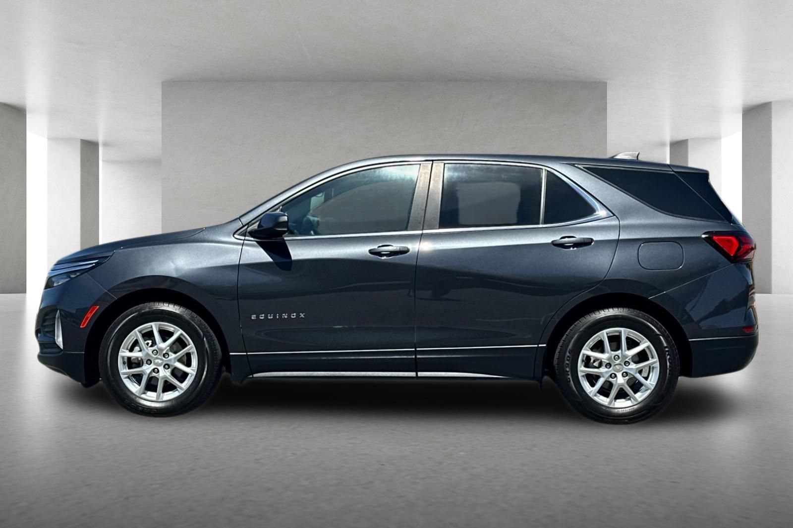 Used 2023 Chevrolet Equinox LT FWD image 7