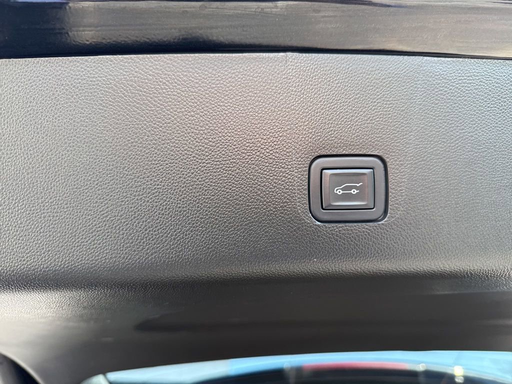 Certified 2023 Chevrolet Traverse RS w/ LPO, Floor Liner Package image 28