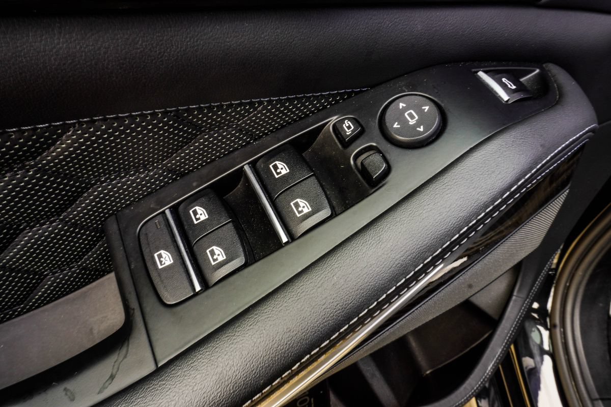 Used 2022 BMW X5 M w/ Executive Package AWD/4WD image 35