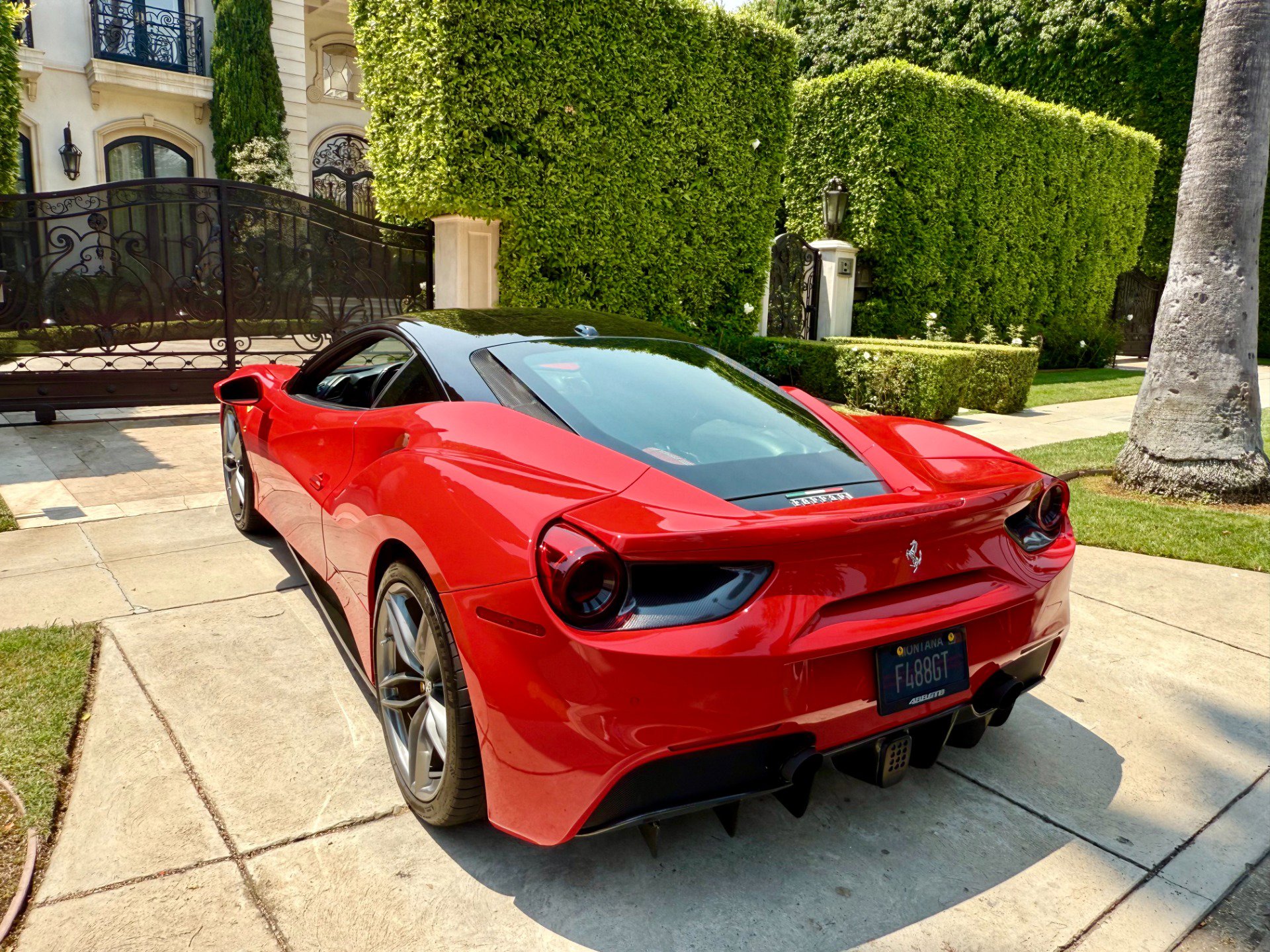 Used 2016 Ferrari 488 GTB image 38