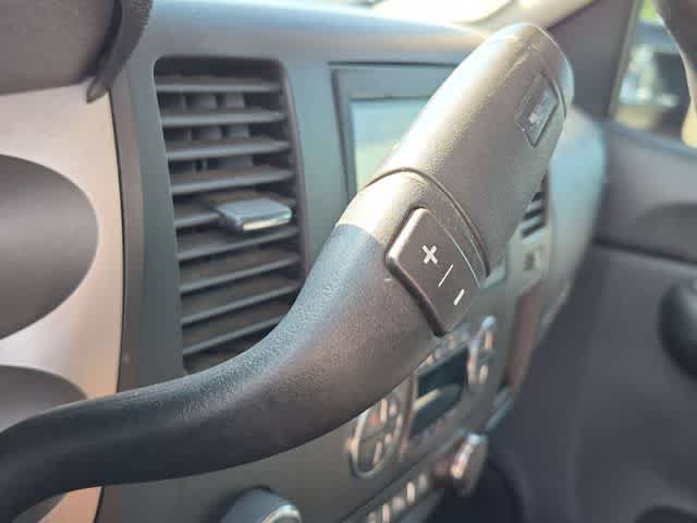 Used 2009 GMC Sierra 2500 SLE w/ Convenience Package AWD/4WD image 29
