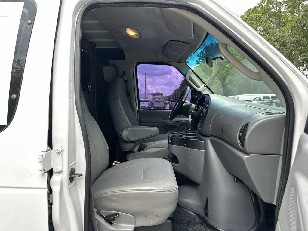 Used 2007 Ford E-250 and Econoline 250 RWD image 25