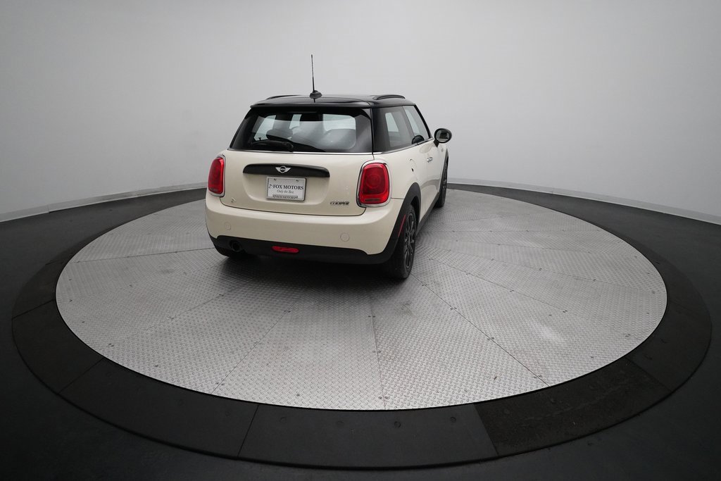 Used 2017 MINI Cooper 2-Door Hardtop image 33