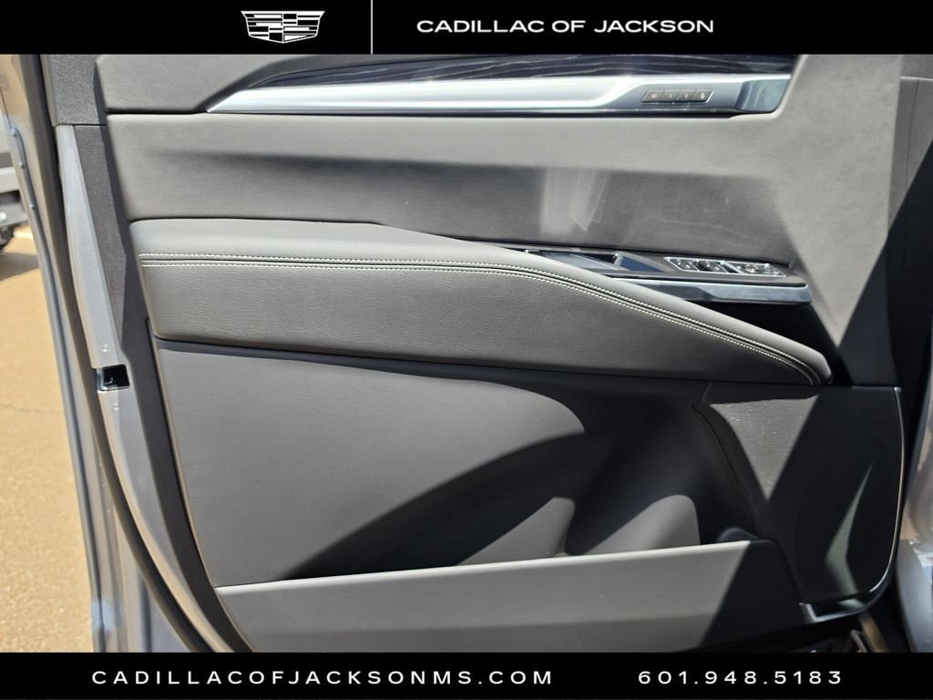 New 2026 Cadillac Escalade Sport w/ Touring Package AWD/4WD image 15