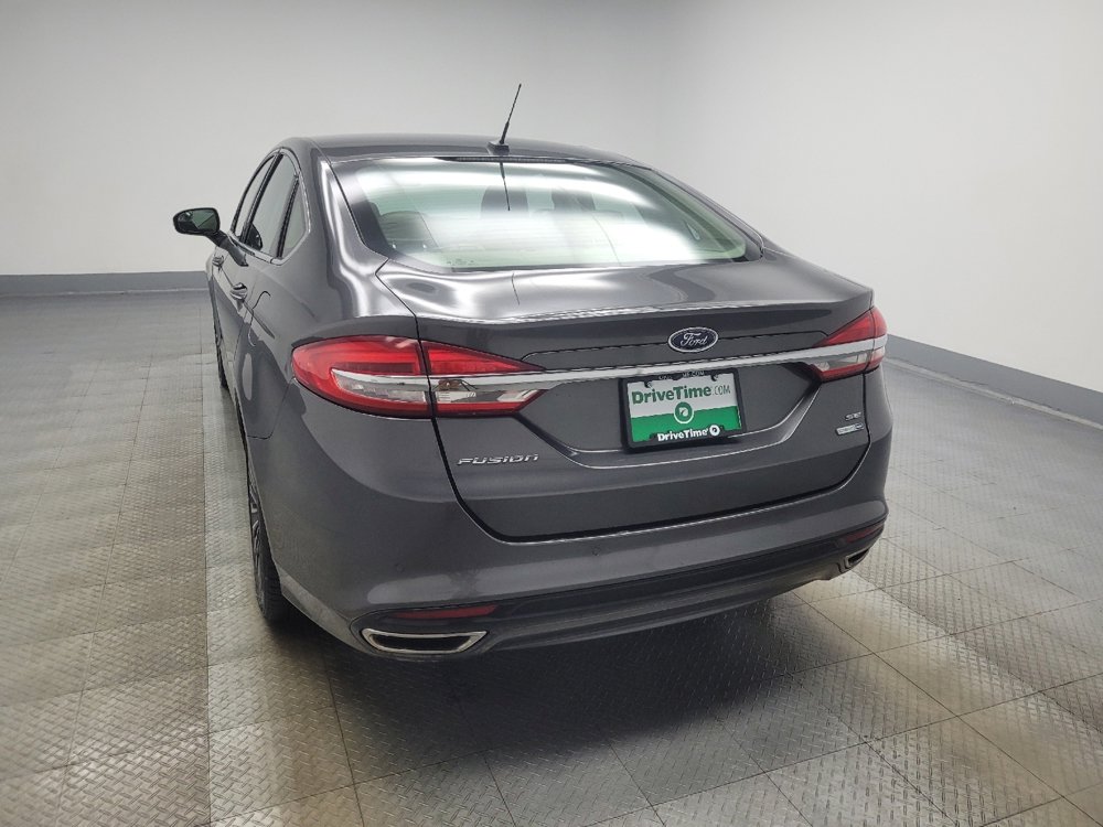 Used 2017 Ford Fusion SE w/ Fusion SE Technology Package image 6