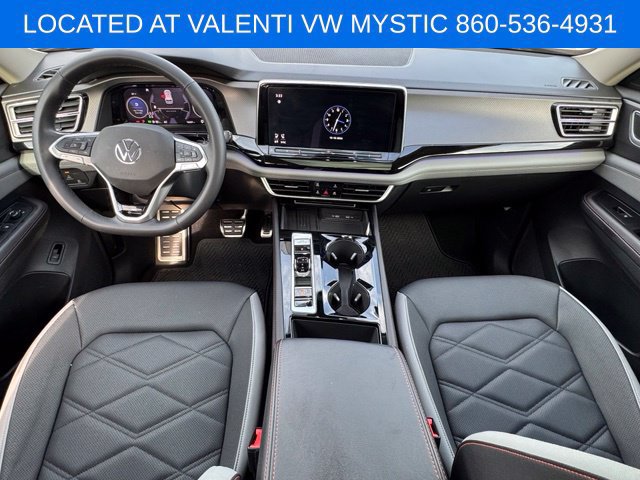 Certified 2025 Volkswagen Atlas Peak Edition SE AWD/4WD image 16