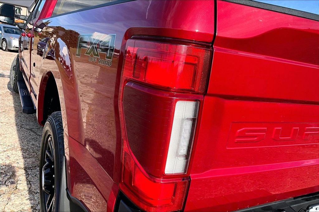 Certified 2022 Ford F350 Lariat w/ Black Appearance Package image 8