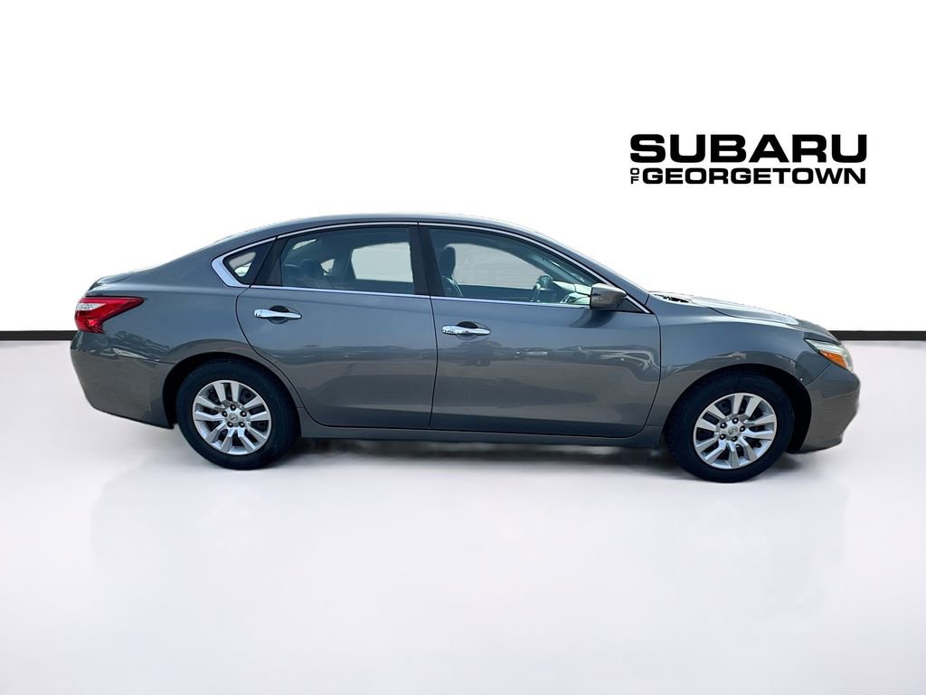 Used 2017 Nissan Altima 2.5 S w/ Power Driver Seat Package FWD image 8