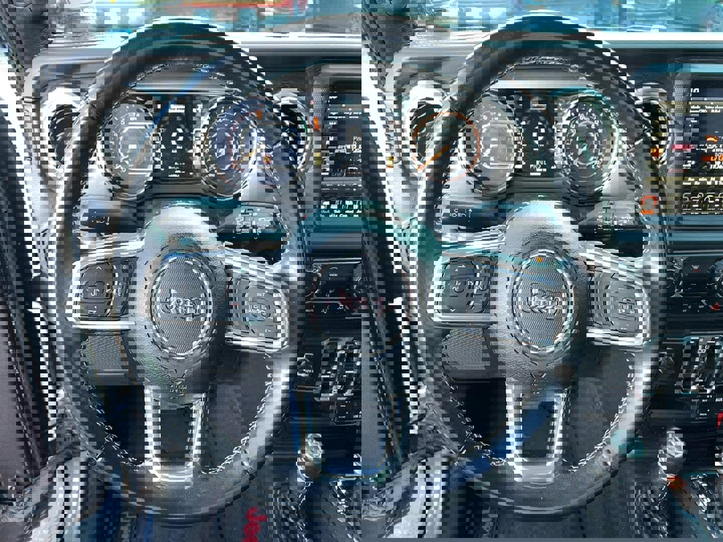 Used 2021 Jeep Wrangler Unlimited Sahara image 16