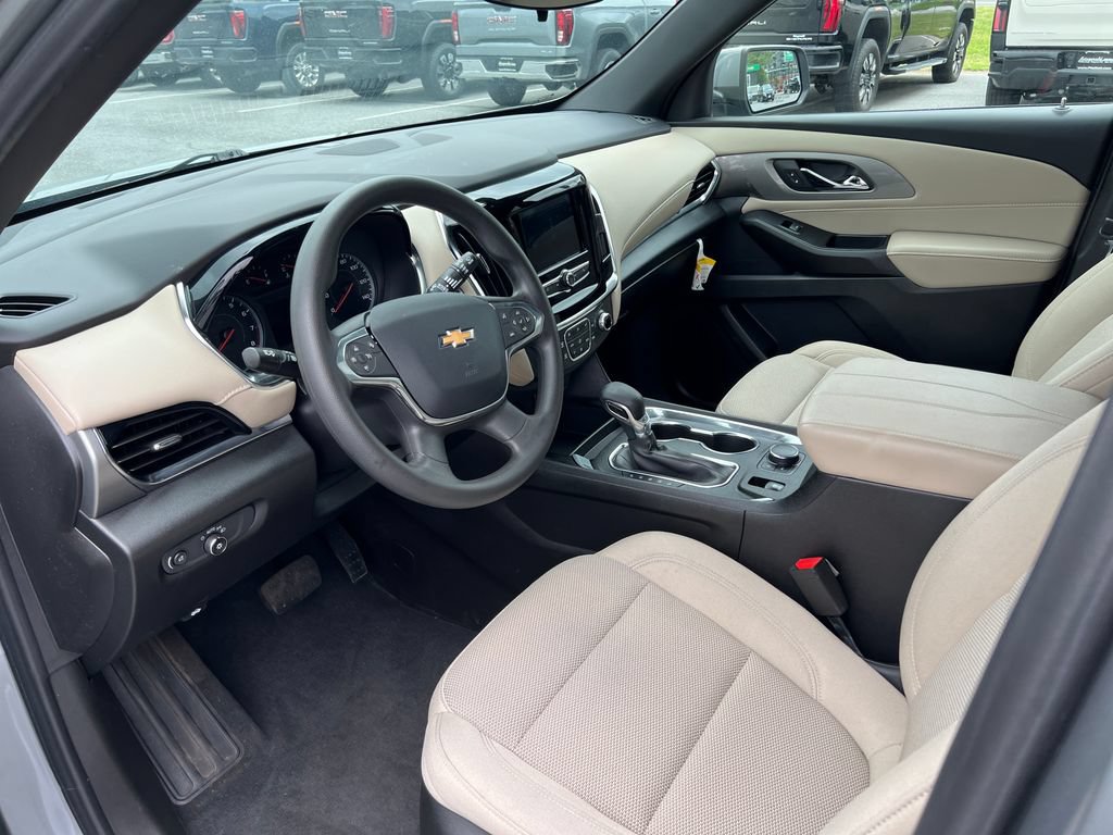 Used 2023 Nissan Pathfinder SL AWD/4WD image 10