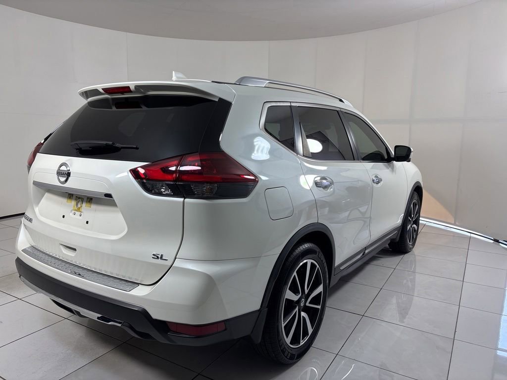 Used 2018 Nissan Rogue SL w/ Premium Package FWD image 7