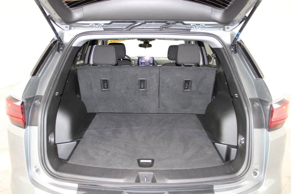 Used 2025 Chevrolet Blazer LT image 14