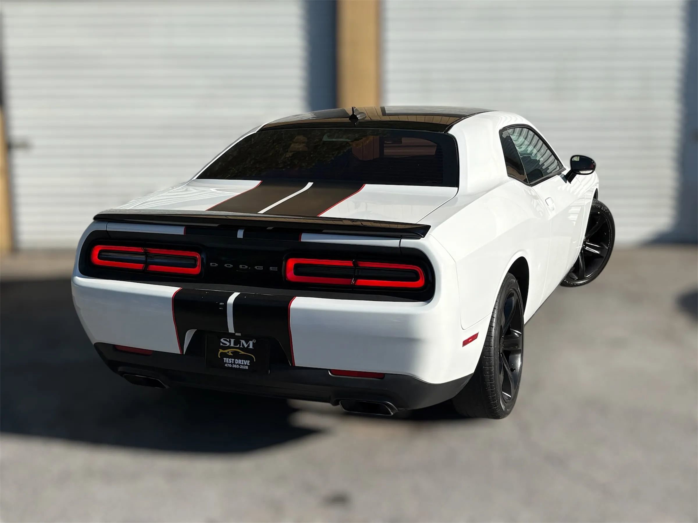 Used 2017 Dodge Challenger R/T RWD image 11