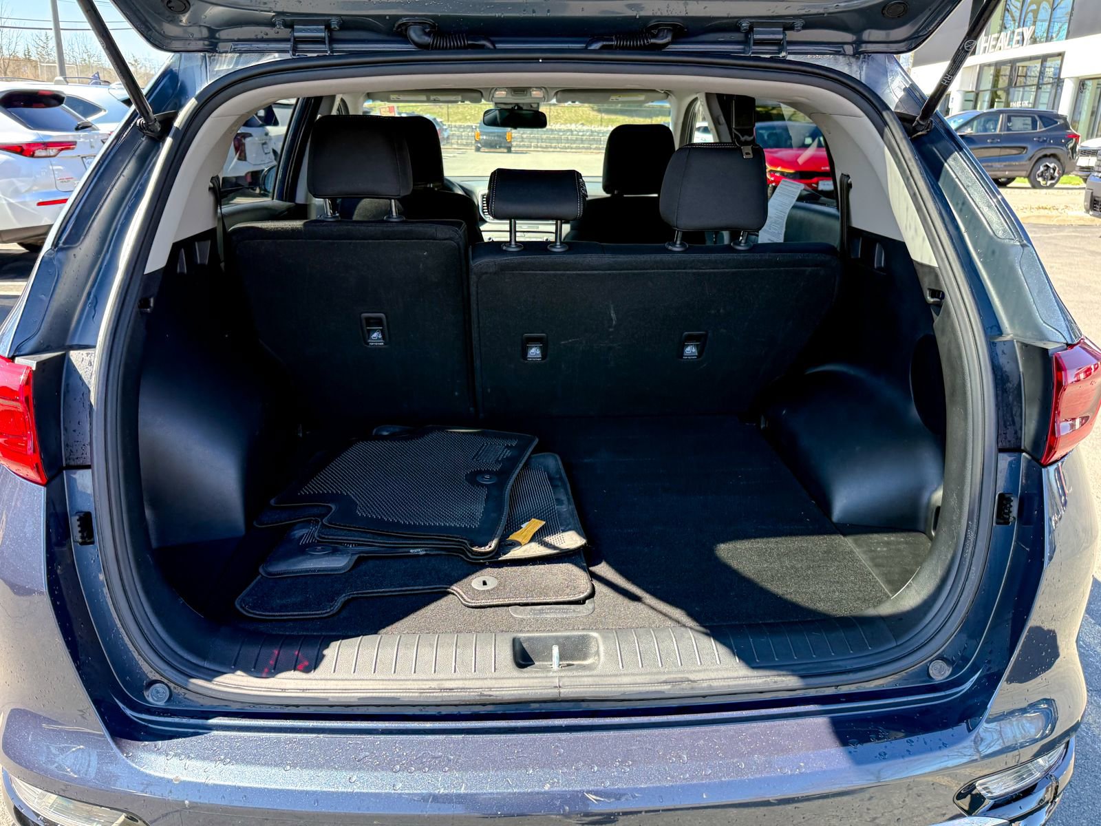 Certified 2021 Kia Sportage LX image 40