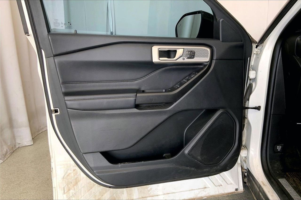 Used 2020 Ford Explorer Limited RWD image 20
